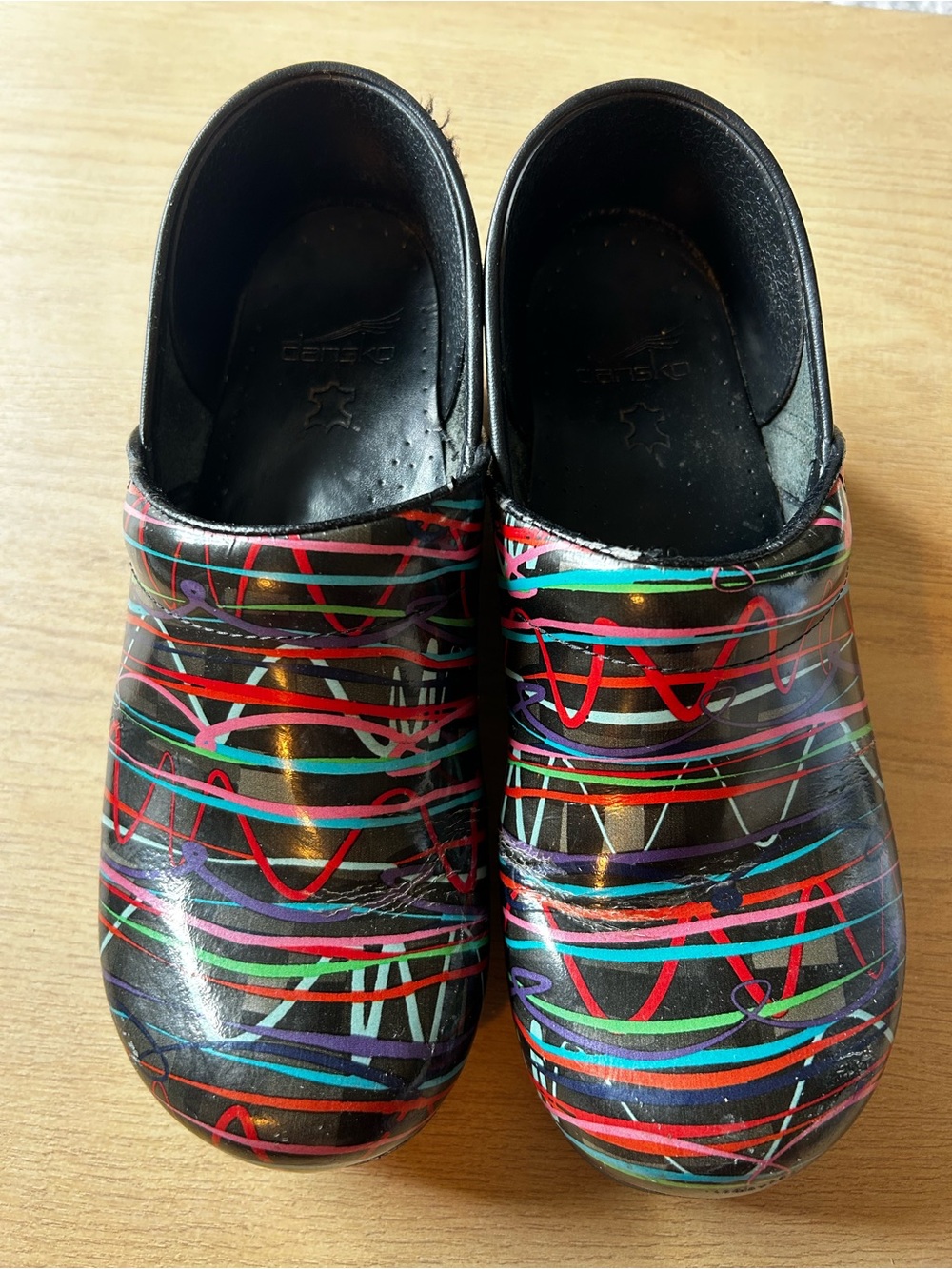 Dansko Professional Streamers Patent Leather Clogs Size EU 40 US 9.5-10